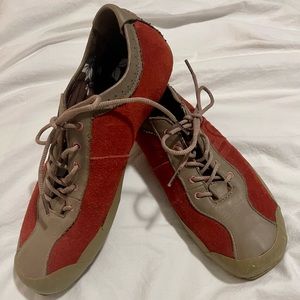 NWOT Women's Teva KEAGAN Walking Trail Sneakers Fashion Red/Tan Lace Up Size 11